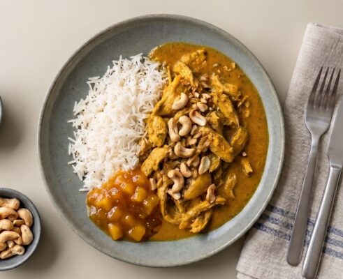 Chicken tikka masala m. basmatiris, cashew og chutney